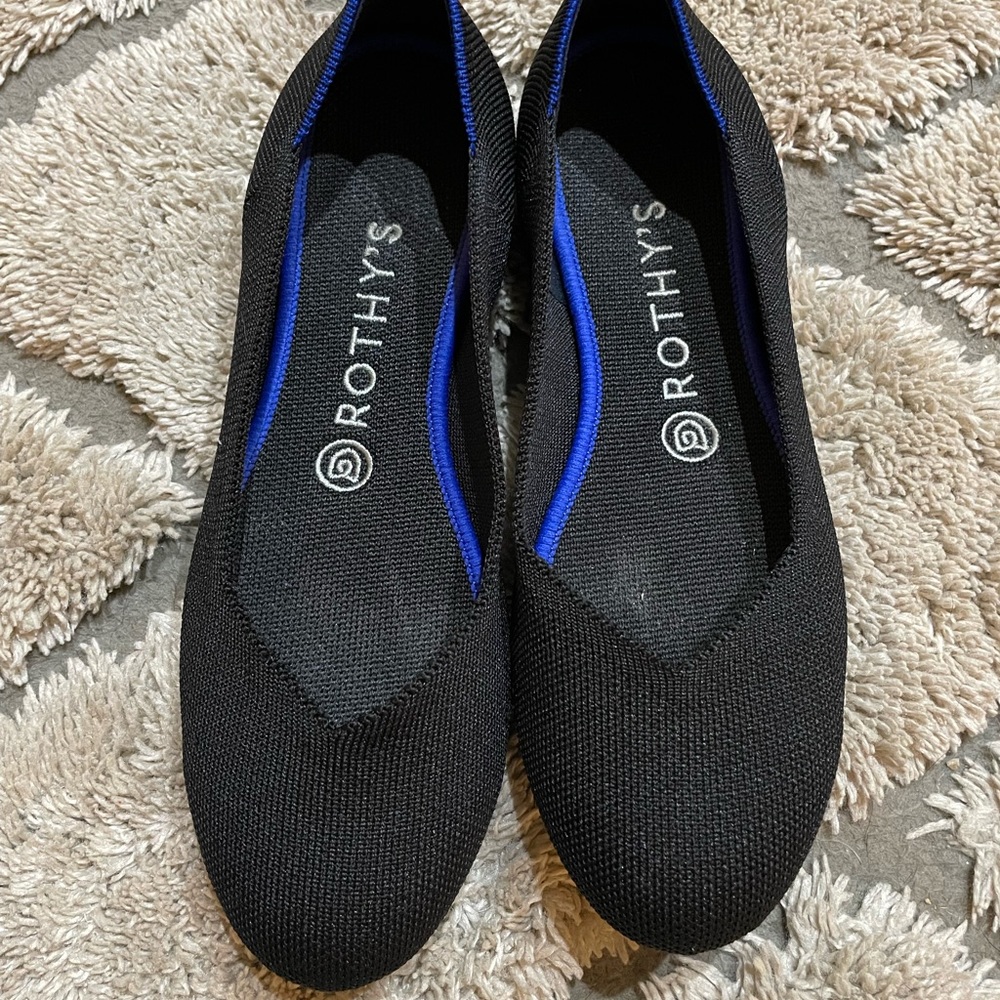 Black Rothy’s in EUC ❤️ size 8